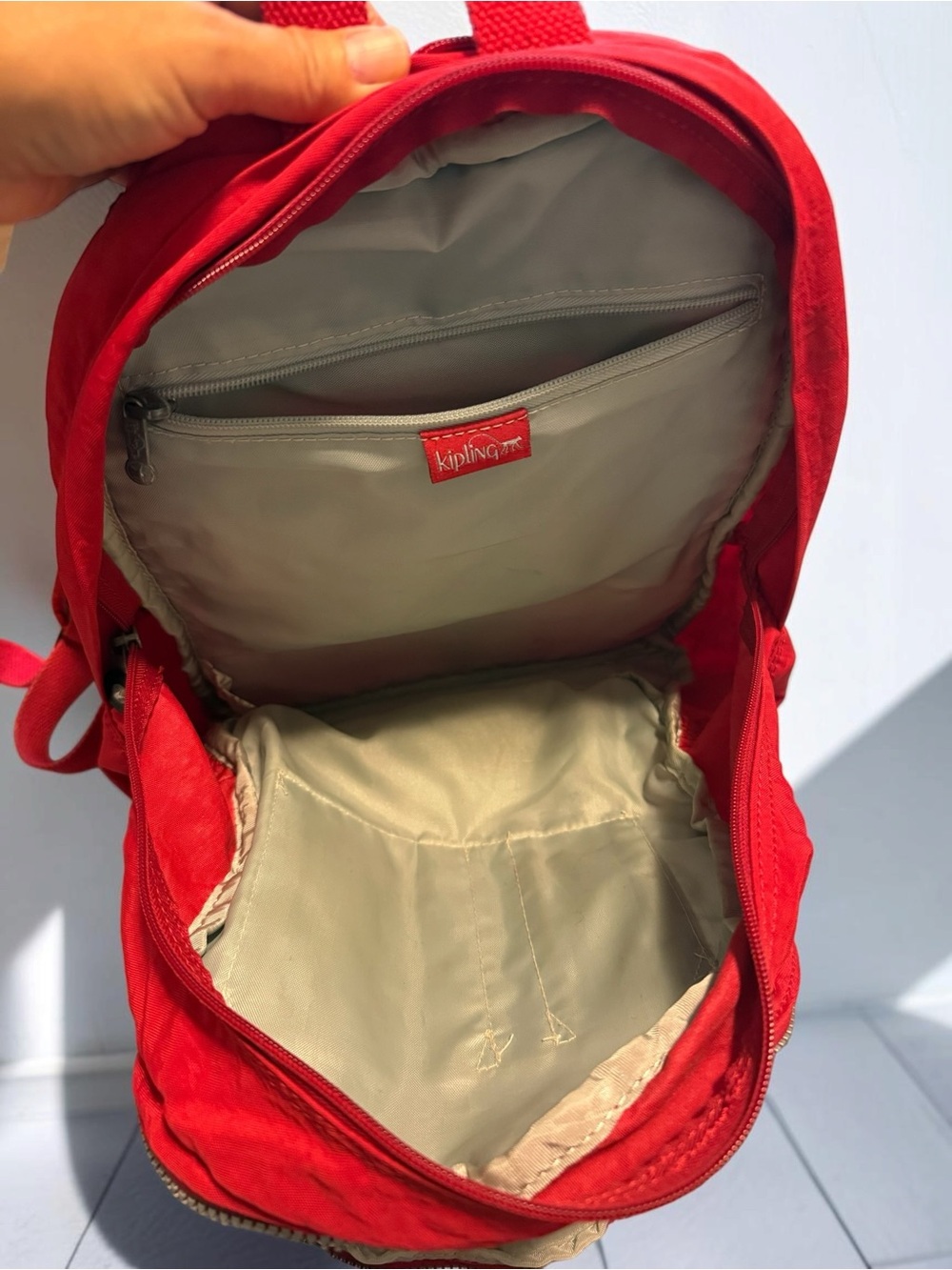 Kipling Red back back - Picture 7 of 9